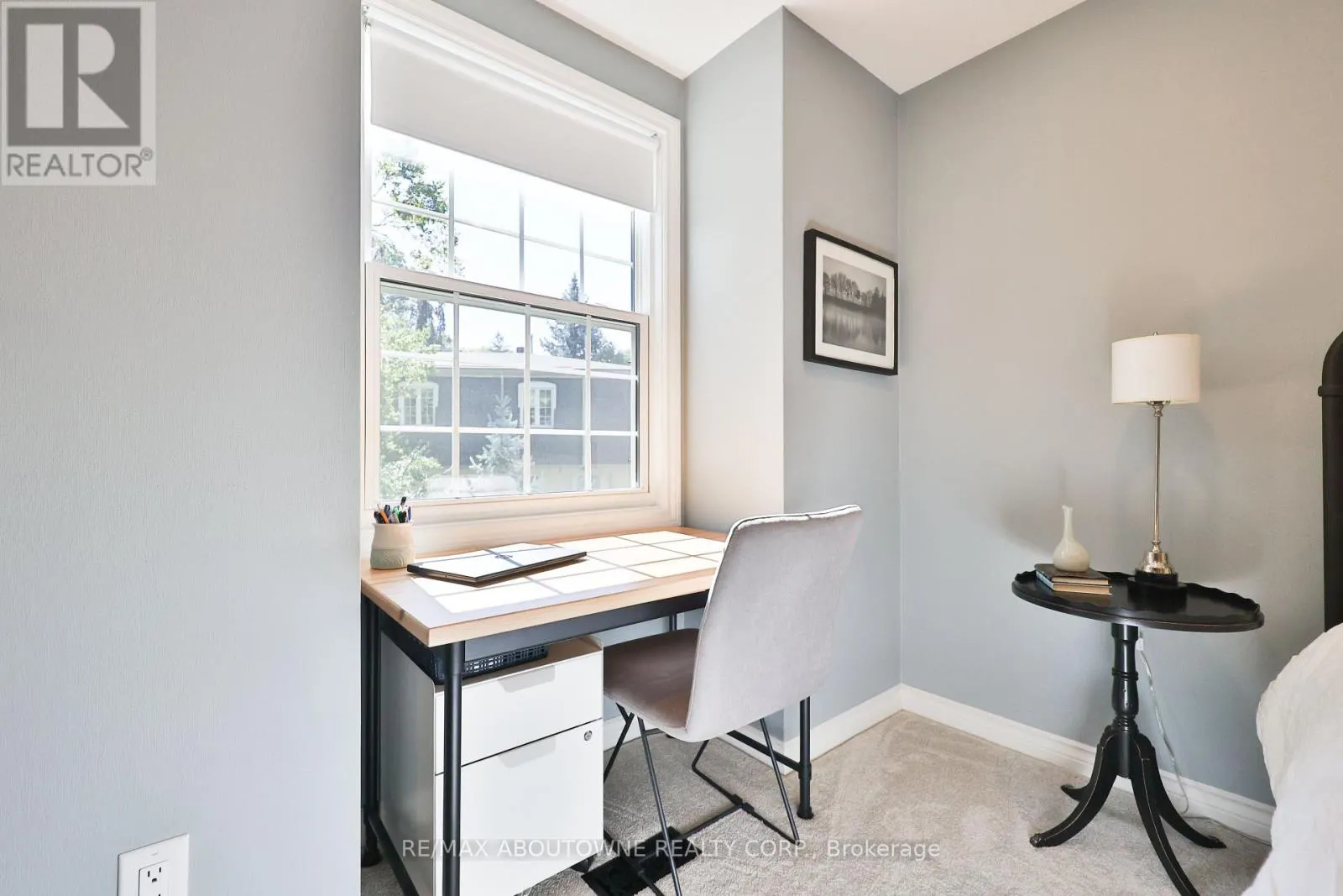 206 ROSSMORE BOULEVARD