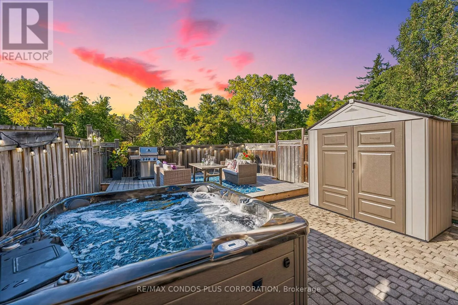 4 - 1491 PLAINS ROAD W