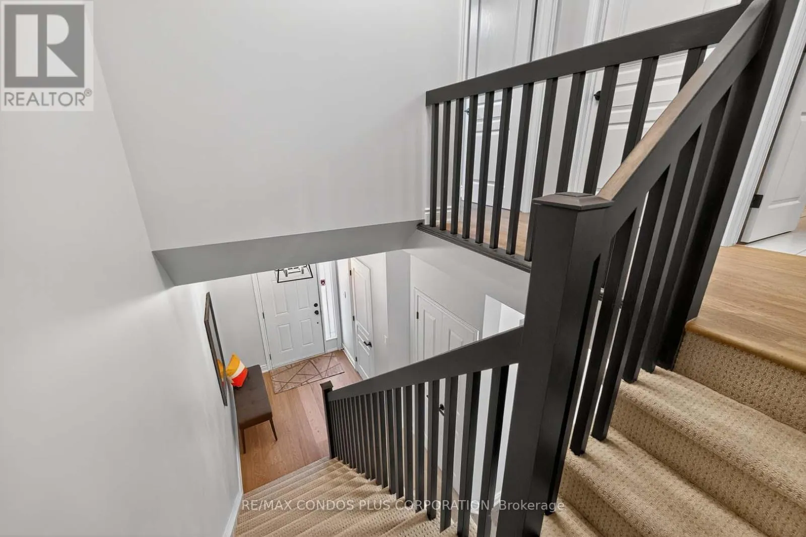 4 - 1491 PLAINS ROAD W