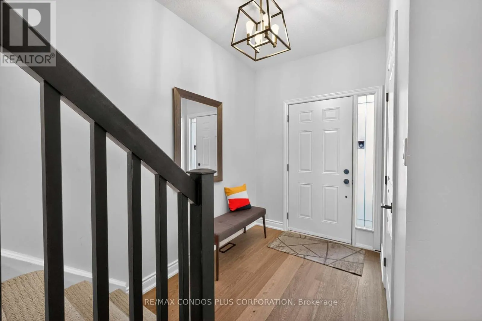 4 - 1491 PLAINS ROAD W