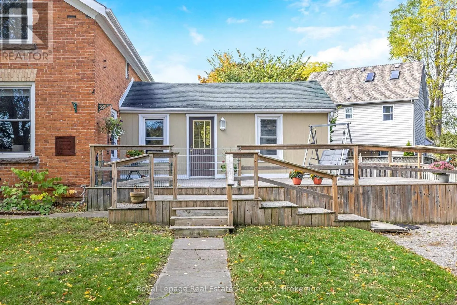 85 AND 0 GUELPH STREET