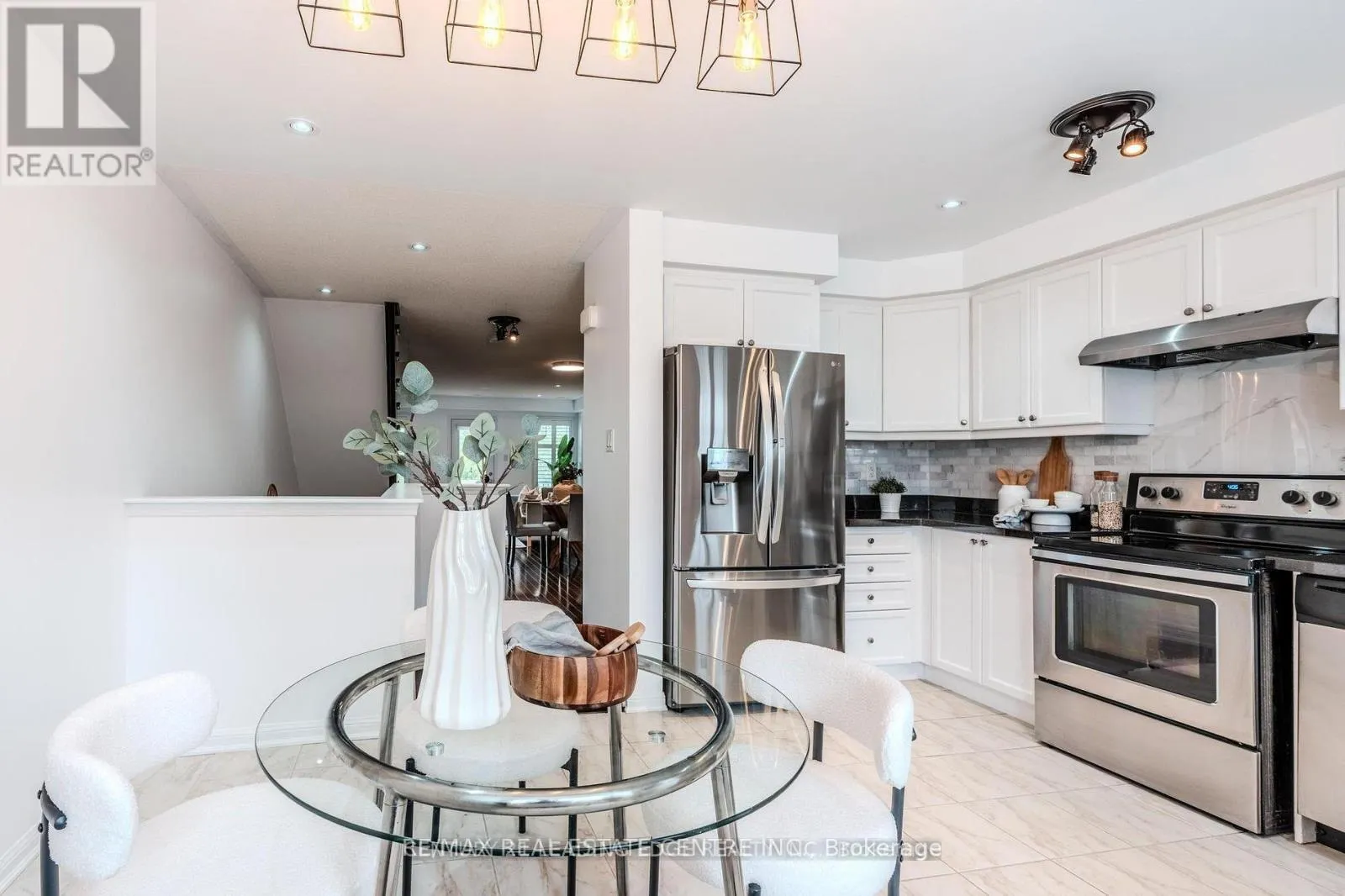 48 - 6020 DERRY ROAD