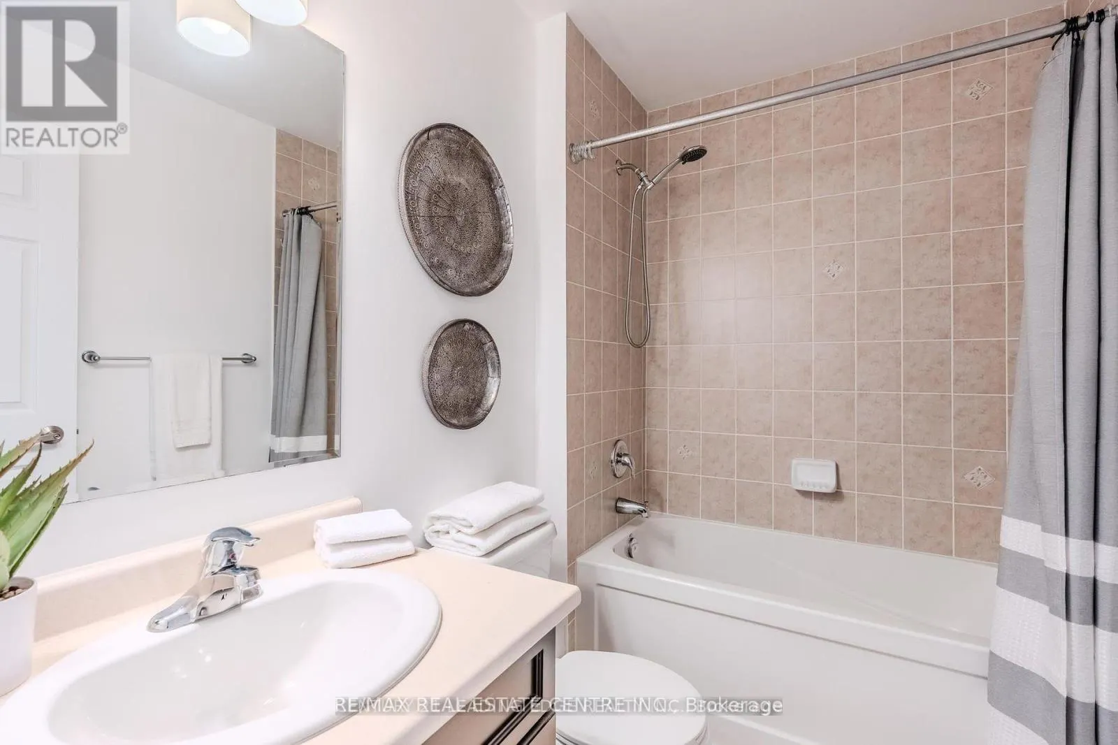 48 - 6020 DERRY ROAD