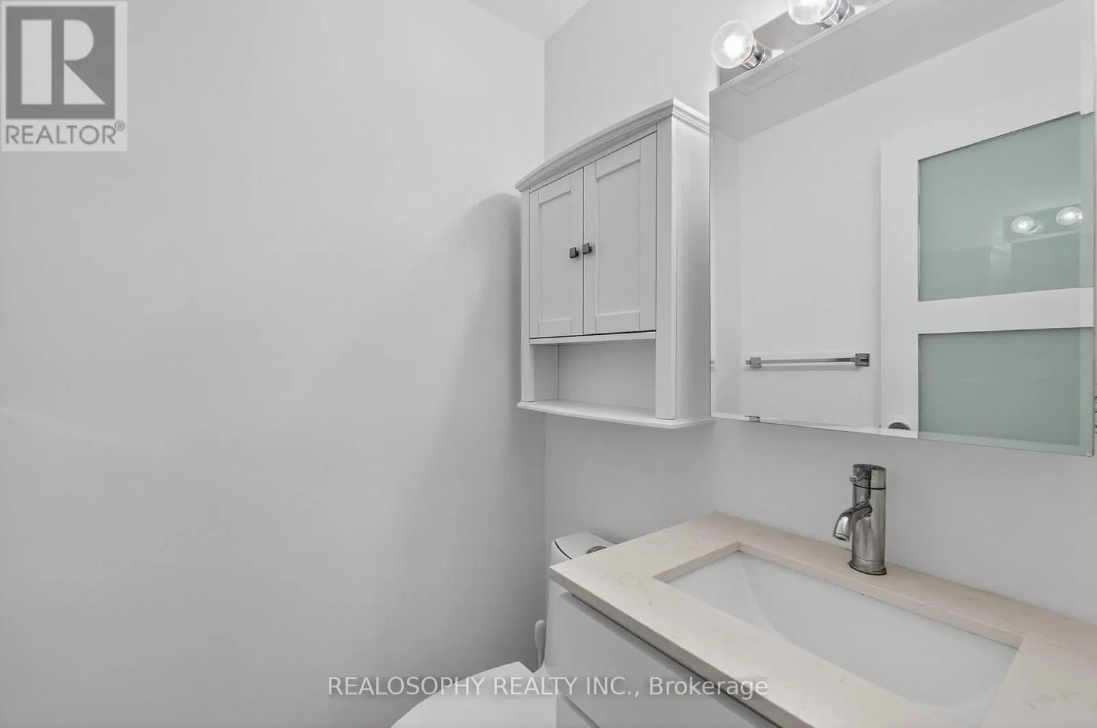 905 - 15 ELIZABETH STREET N