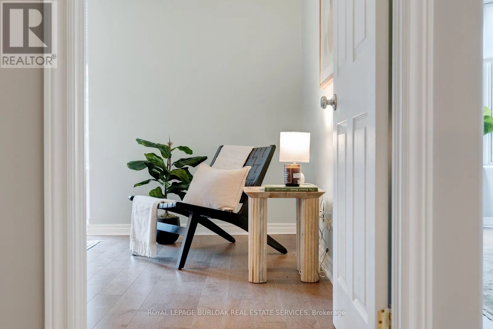 204 - 1272 ONTARIO STREET