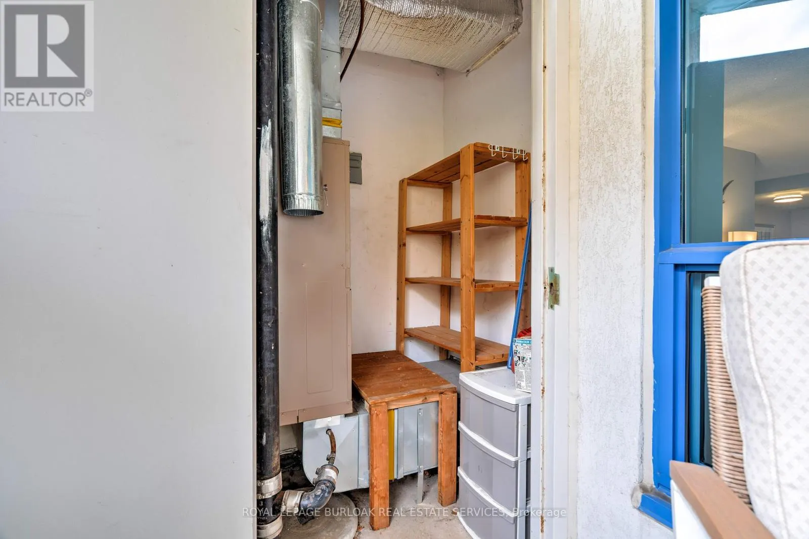 204 - 1272 ONTARIO STREET