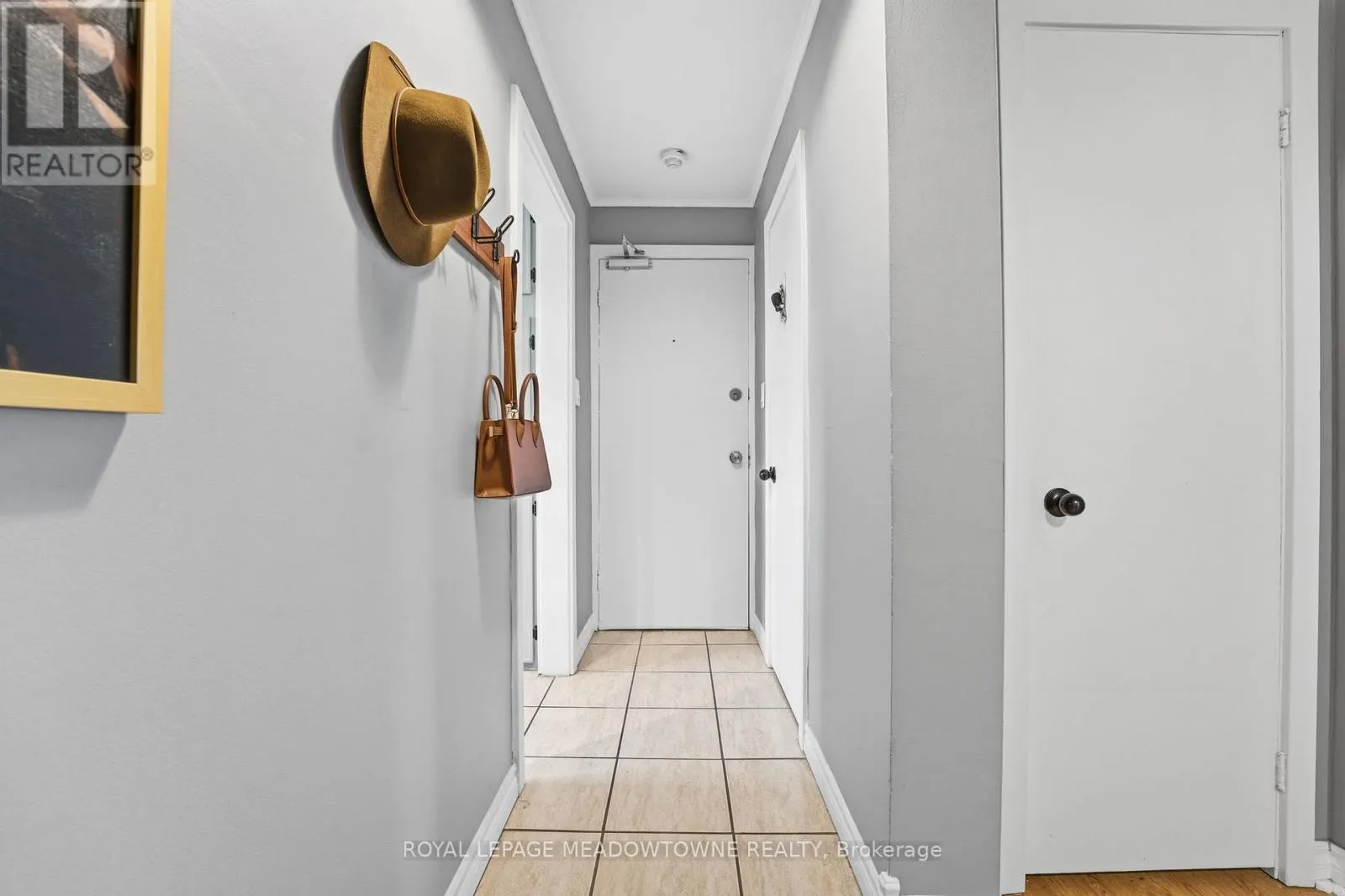 15 - 1351 LAKESHORE ROAD