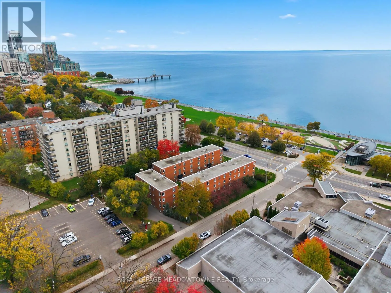 15 - 1351 LAKESHORE ROAD