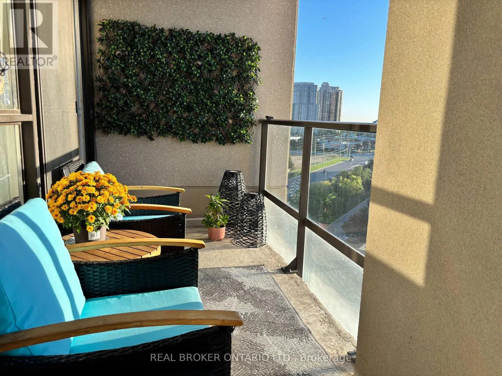 1108 - 220 FORUM DRIVE