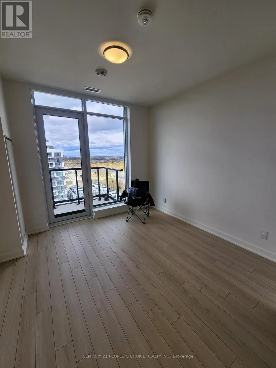 2004 - 3079 TRAFALGAR ROAD