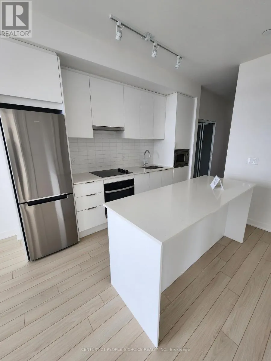 2004 - 3079 TRAFALGAR ROAD