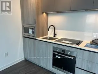 2613 - 2495 EGLINTON AVENUE W