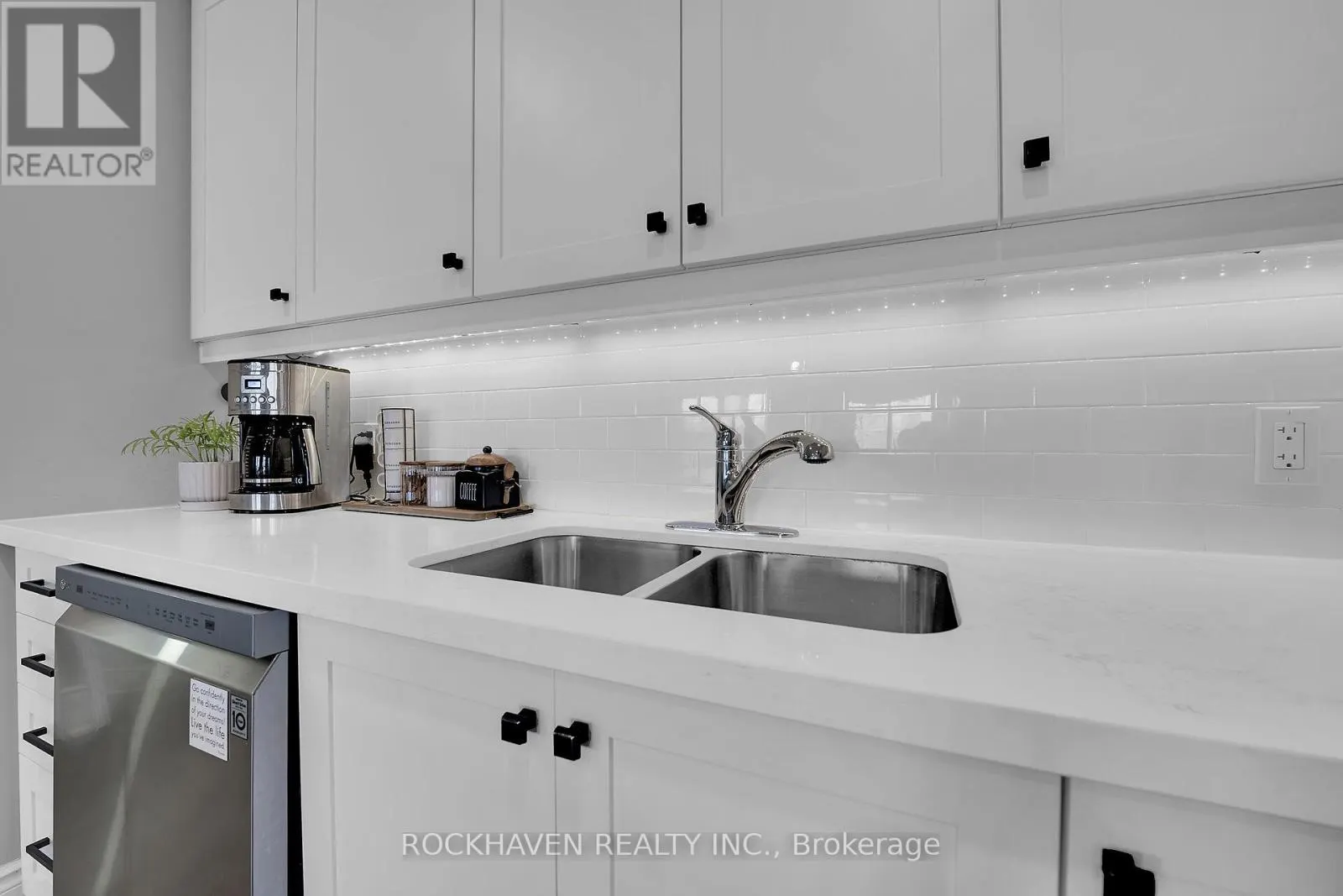 2 - 4201 LONGMOOR DRIVE