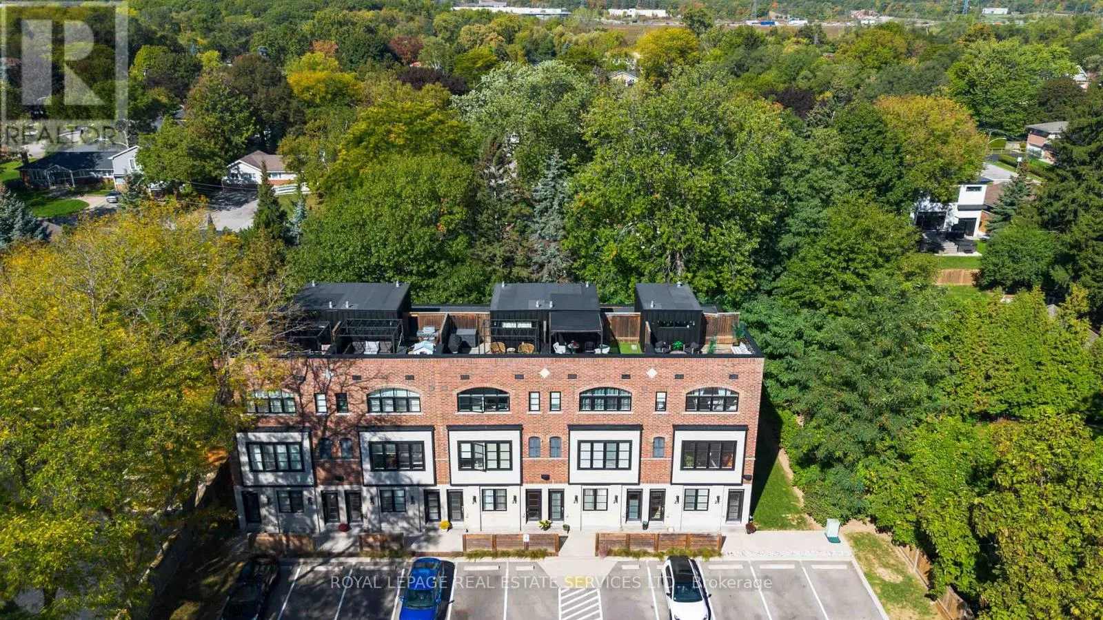 25 - 405 PLAINS ROAD E