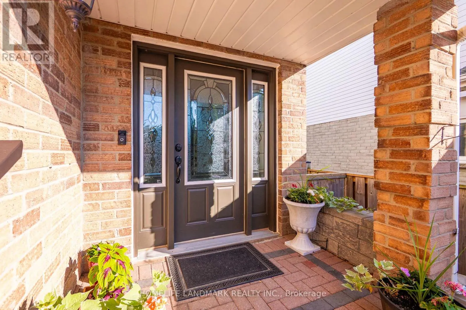 1544 KIRKROW CRESCENT