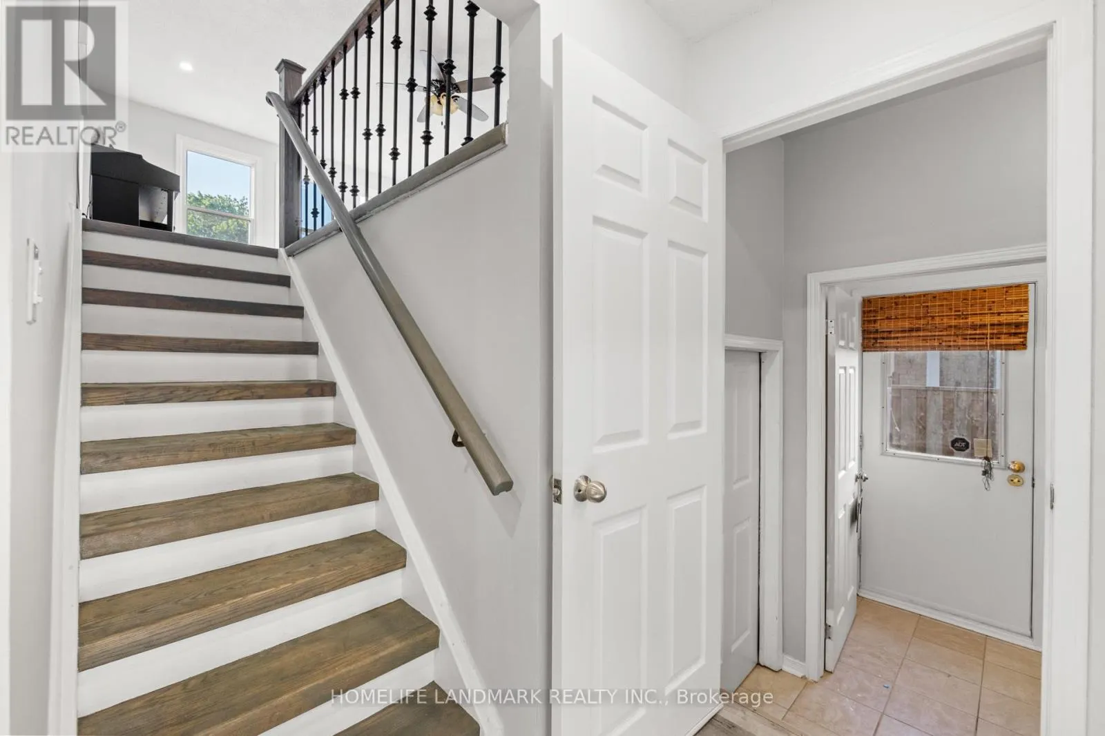 1544 KIRKROW CRESCENT