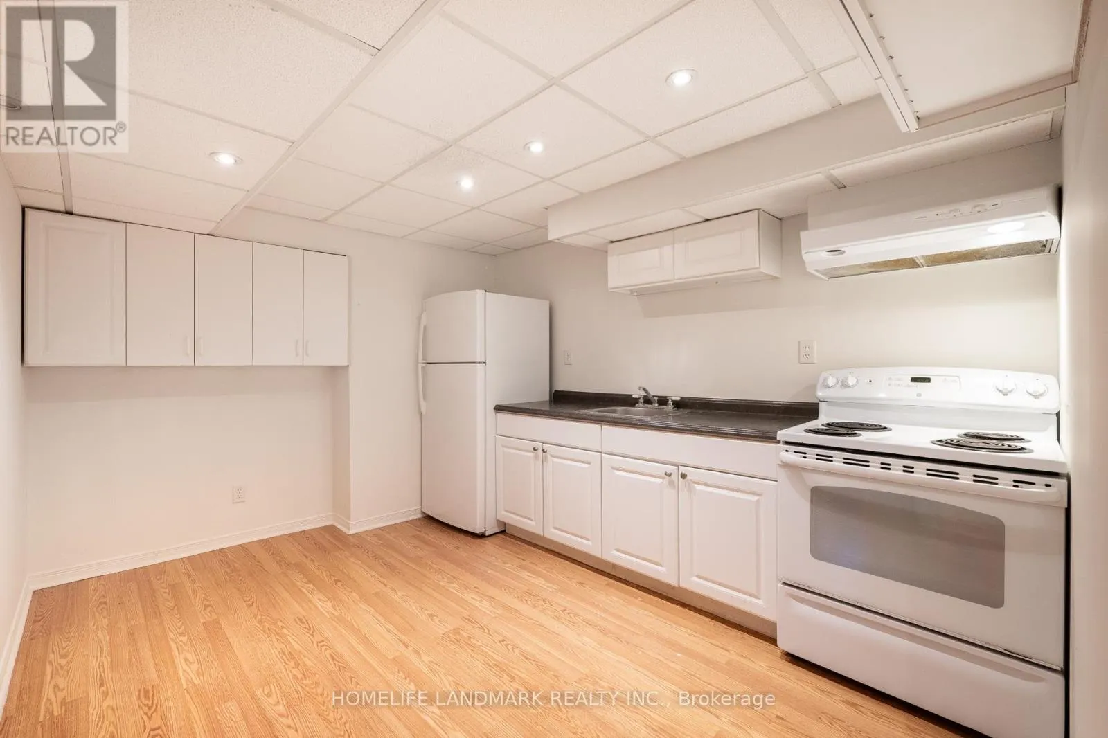 1544 KIRKROW CRESCENT