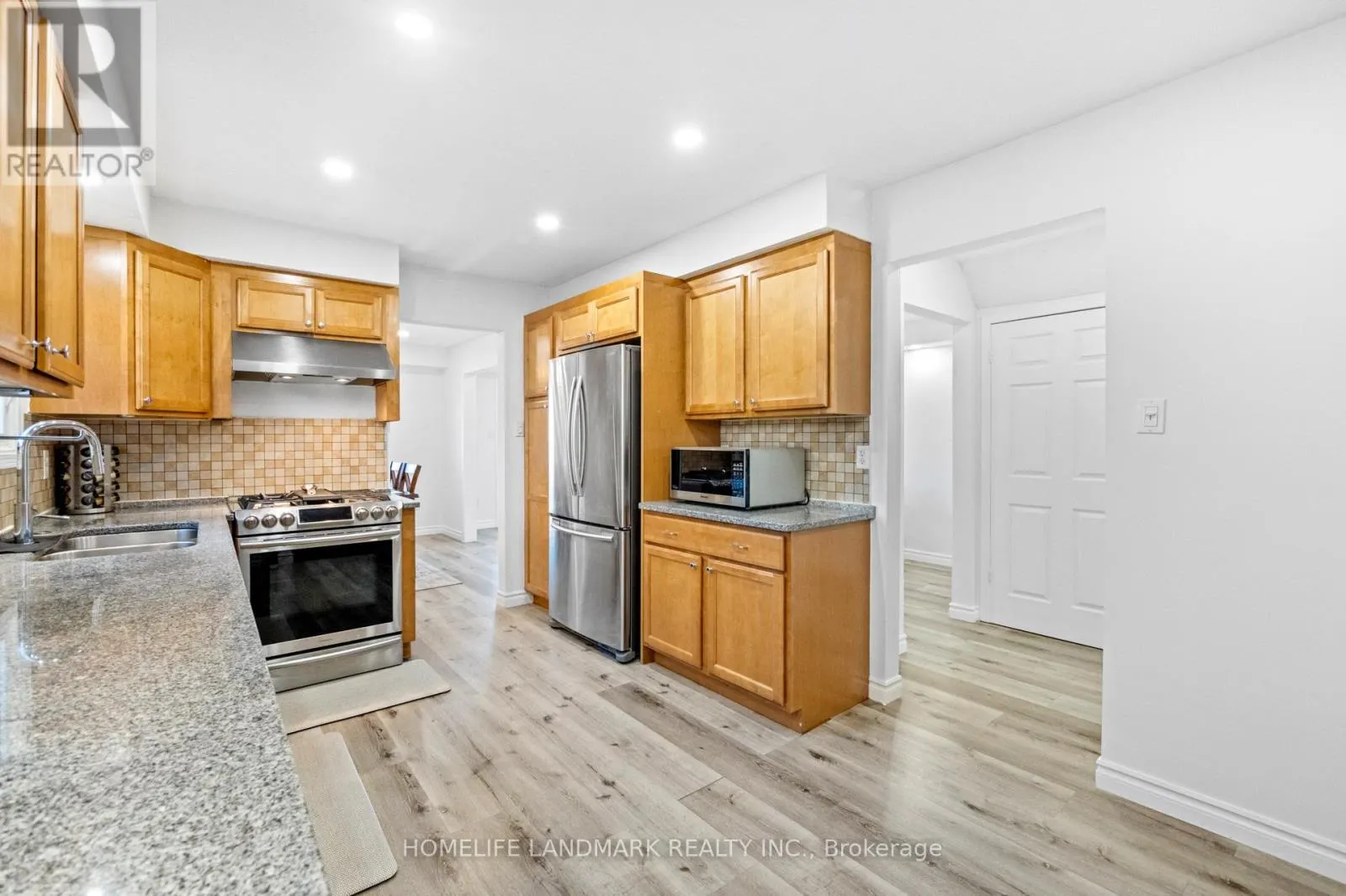 1544 KIRKROW CRESCENT