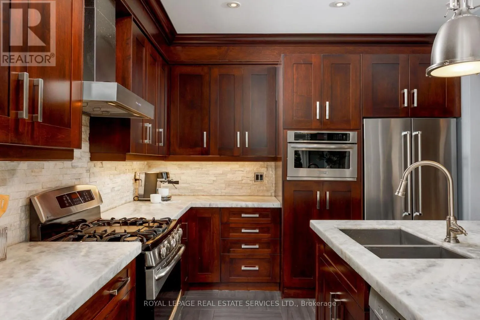 2299 MILLSTONE DRIVE