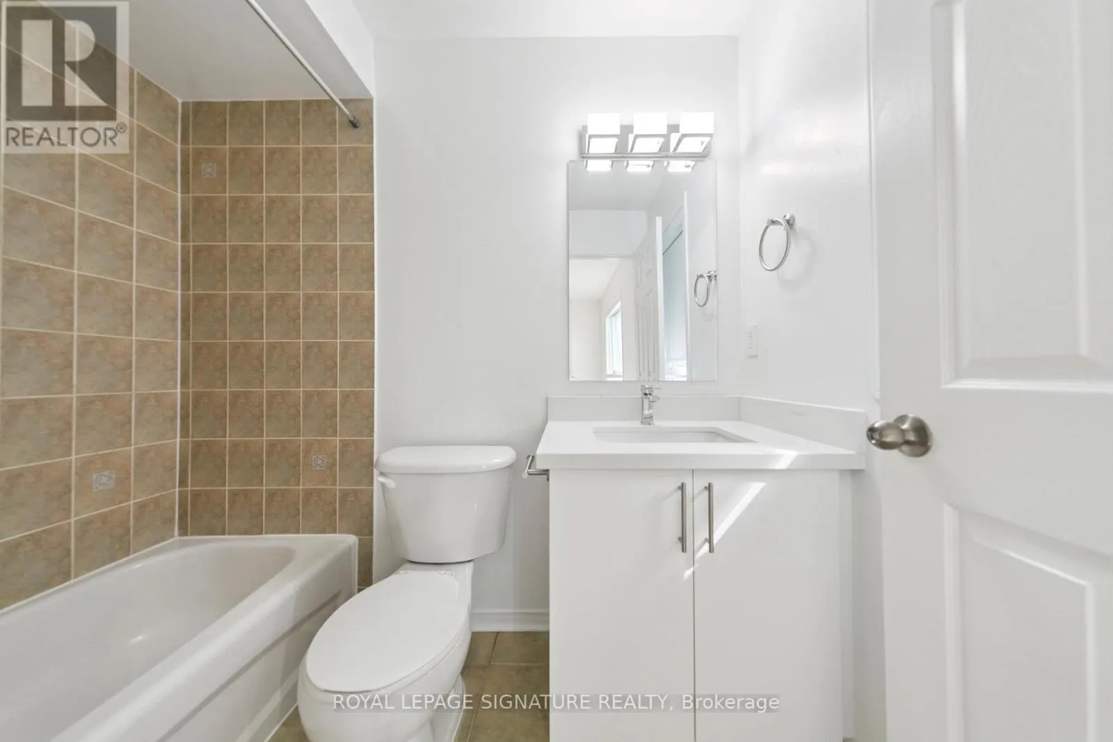 49 - 3150 ERIN CENTRE BOULEVARD