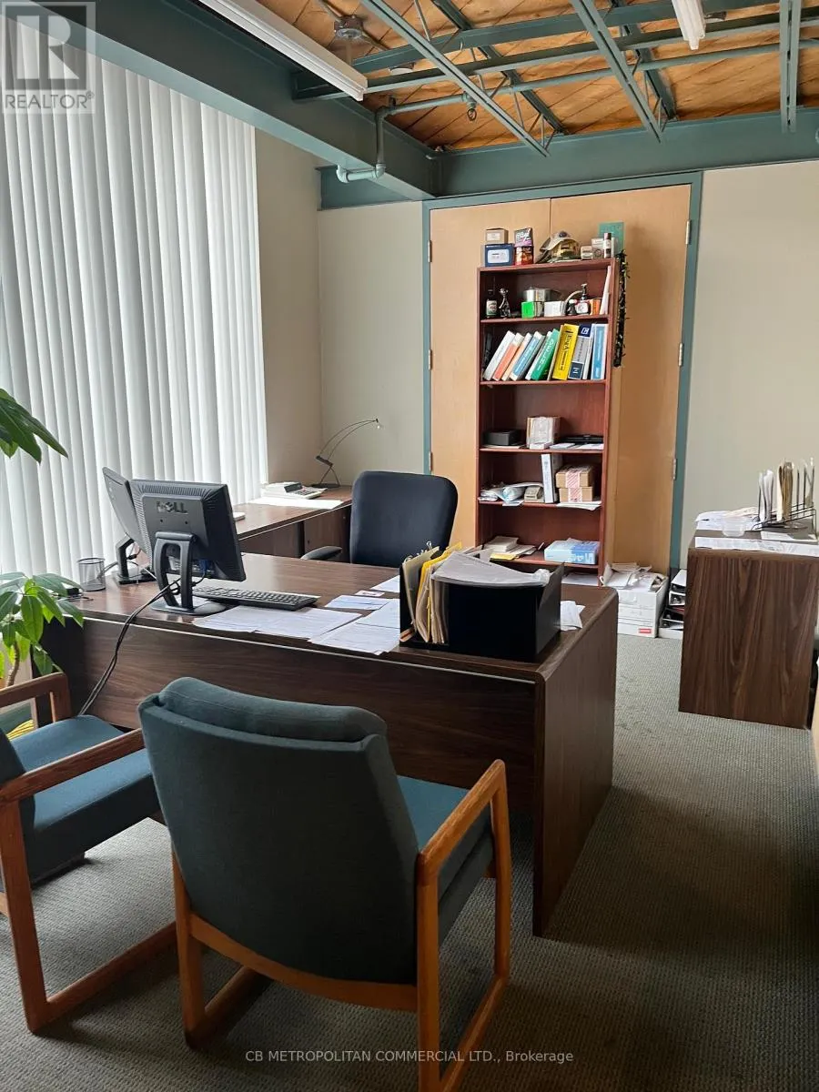 32 - 5359 TIMBERLEA BOULEVARD