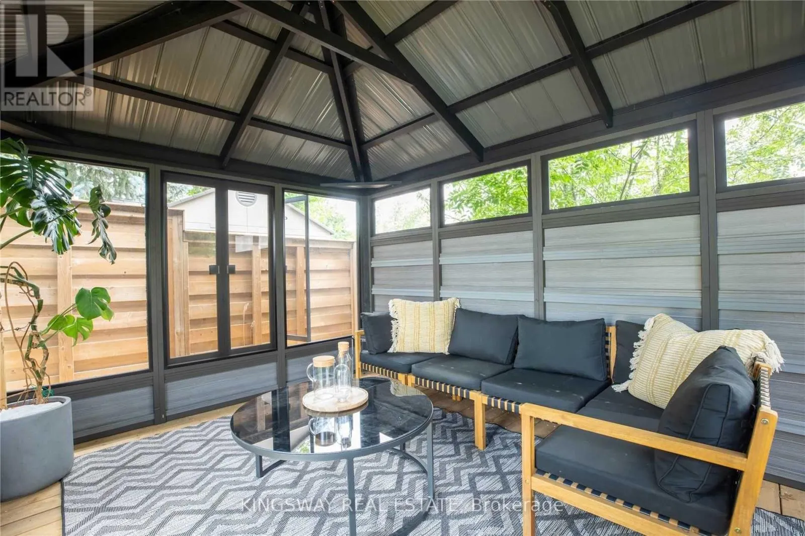 2594 BROMSGROVE ROAD