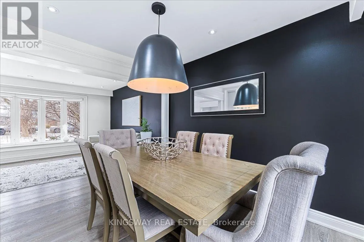 2594 BROMSGROVE ROAD