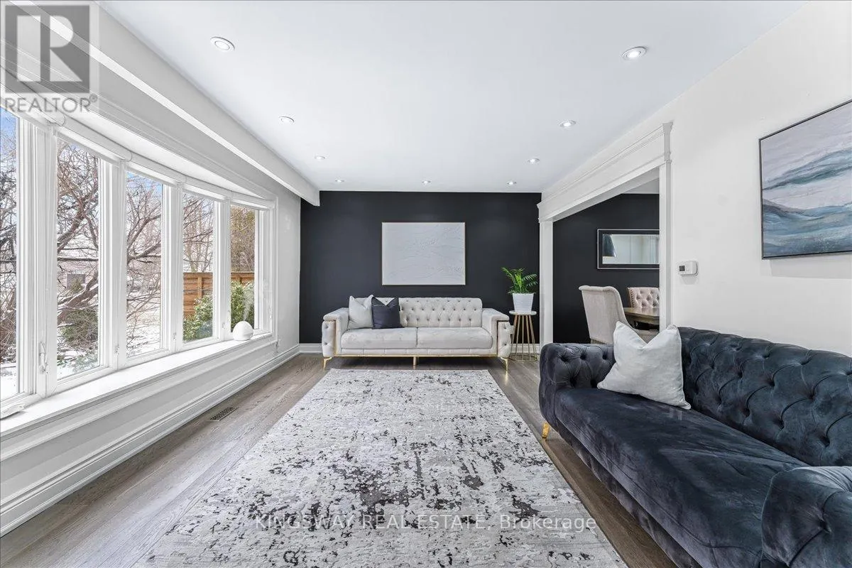 2594 BROMSGROVE ROAD