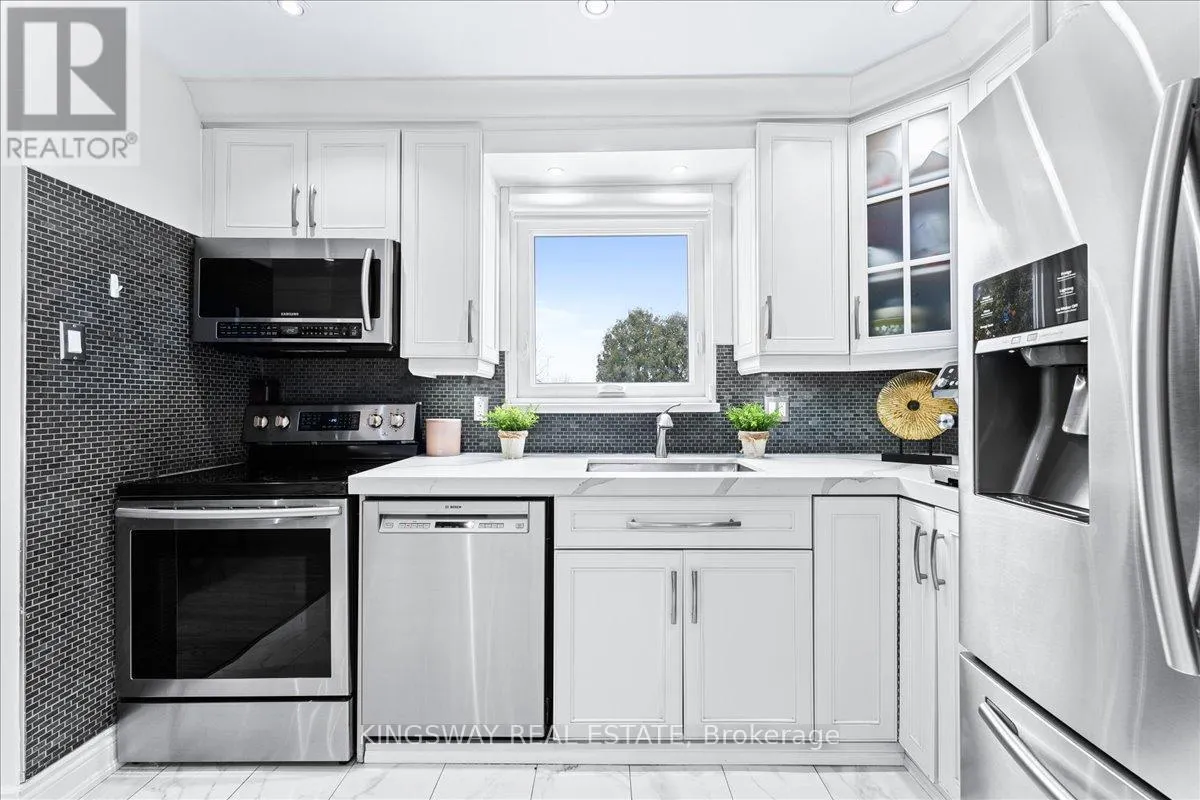 2594 BROMSGROVE ROAD