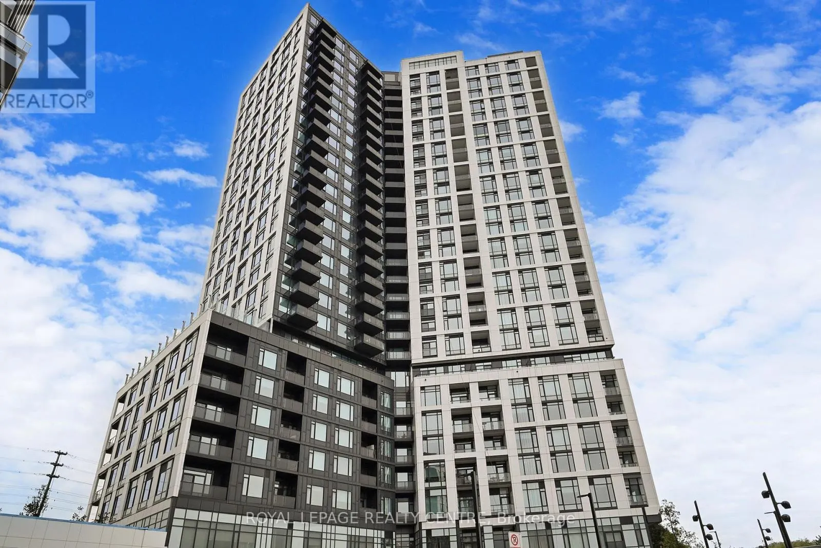 2702 - 2495 EGLINTON AVENUE W