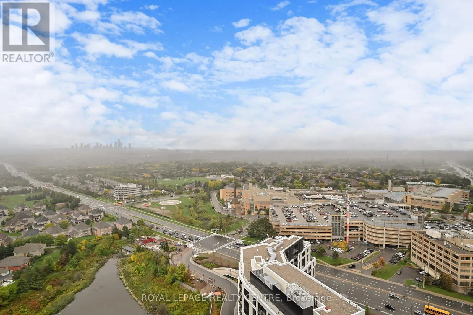 2702 - 2495 EGLINTON AVENUE W