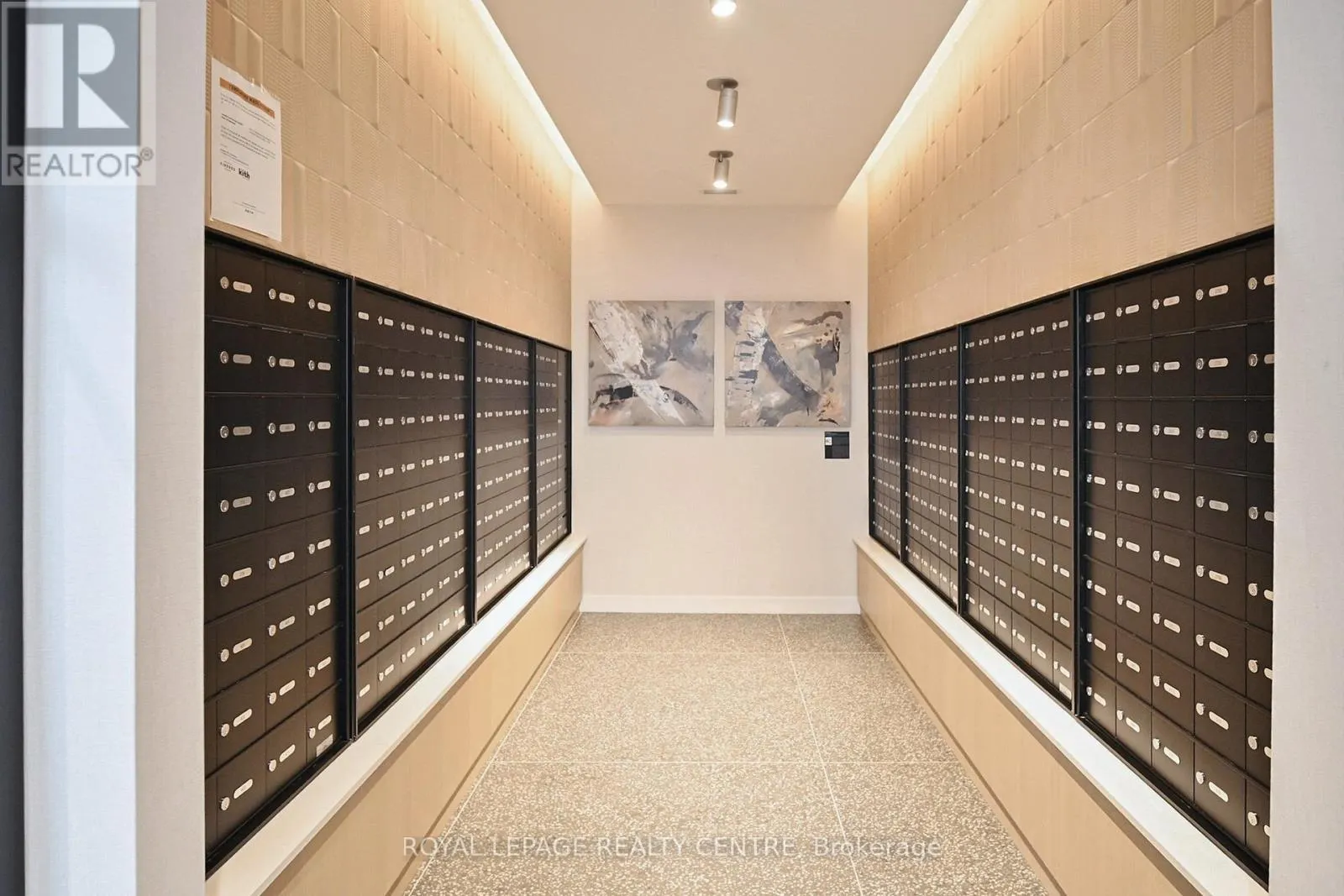 2702 - 2495 EGLINTON AVENUE W