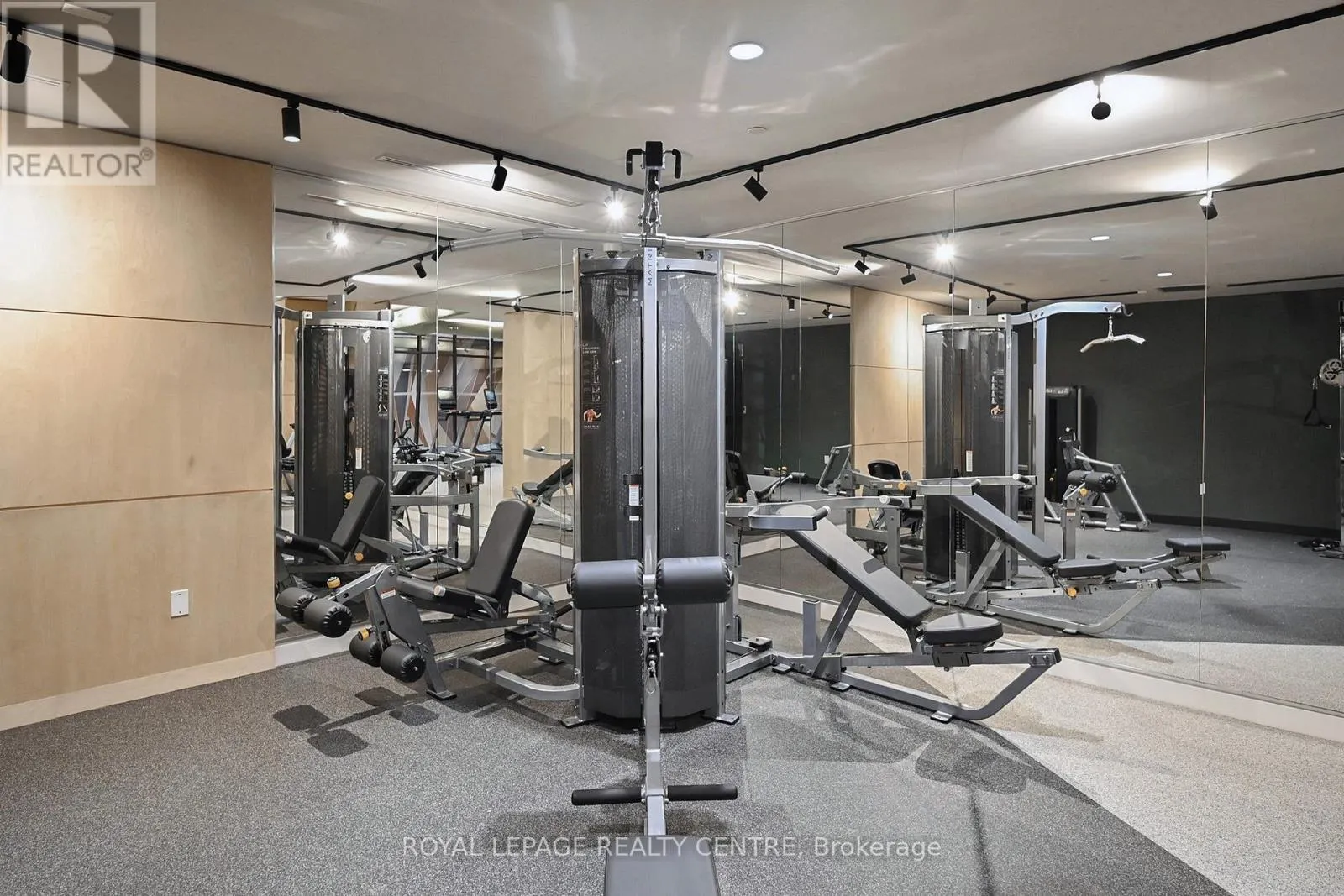 2702 - 2495 EGLINTON AVENUE W