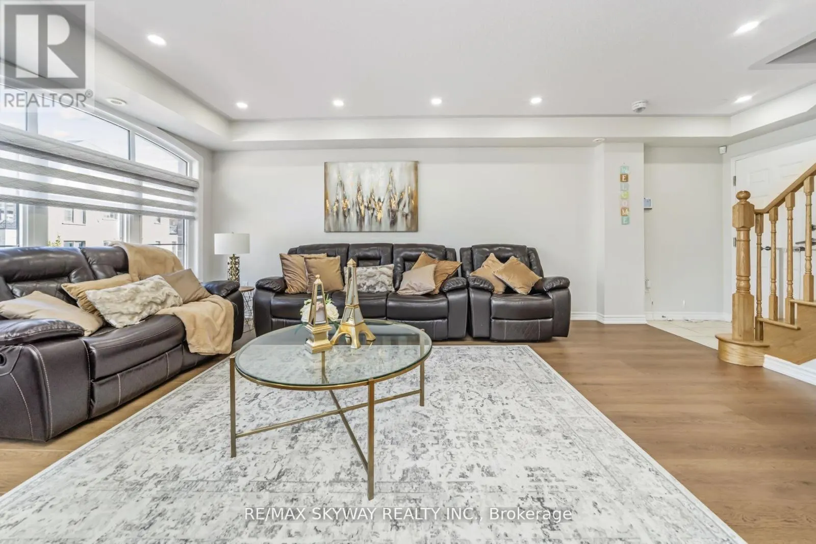 22 - 200 VETERANS DRIVE