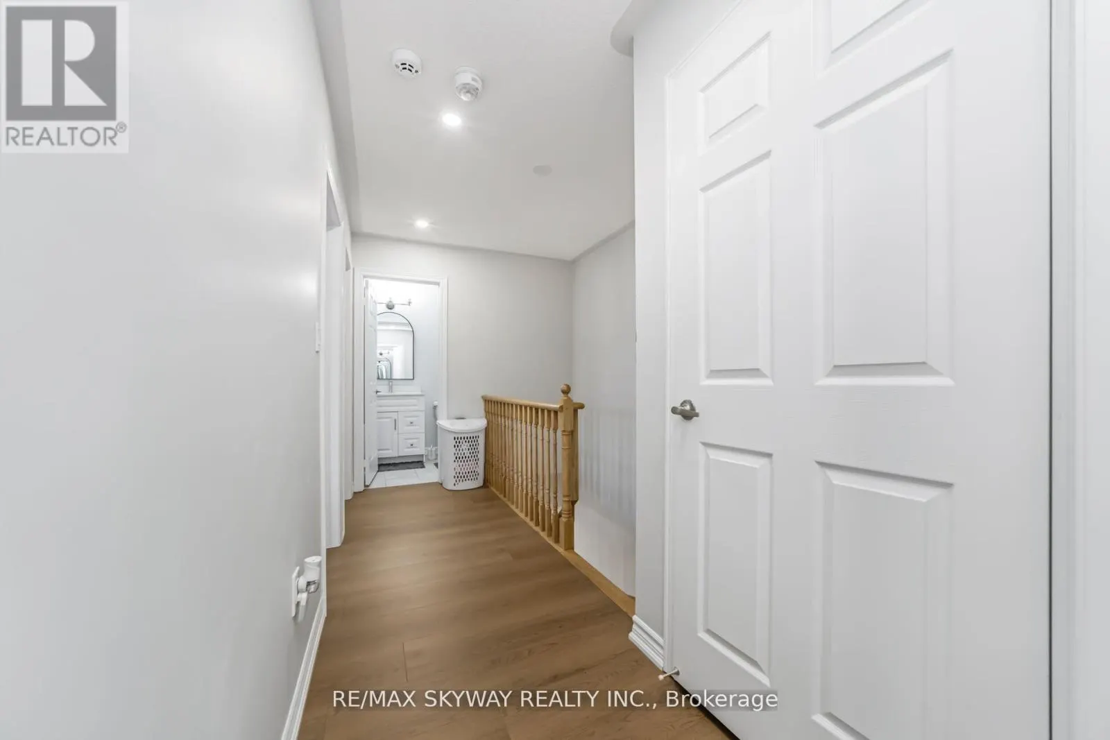 22 - 200 VETERANS DRIVE