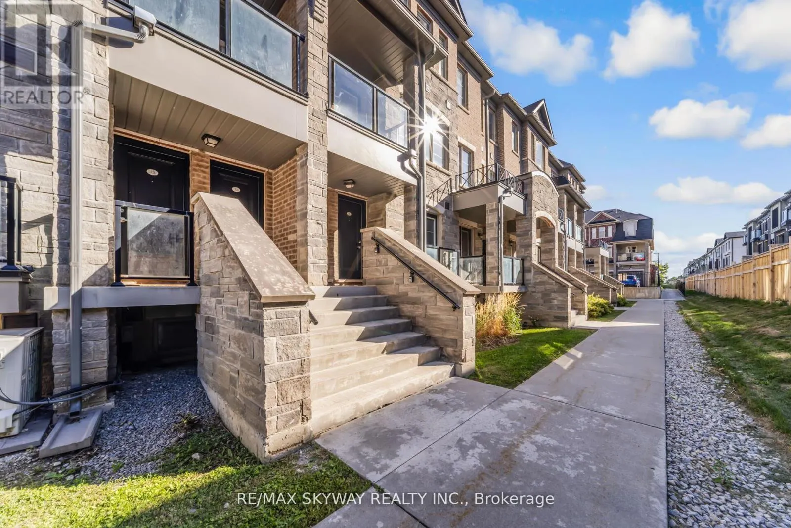 22 - 200 VETERANS DRIVE