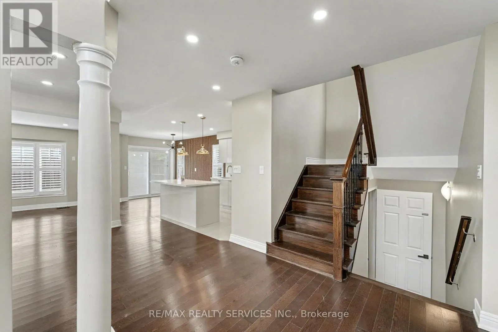 MAIN - 1032 BLUEHERON BOULEVARD