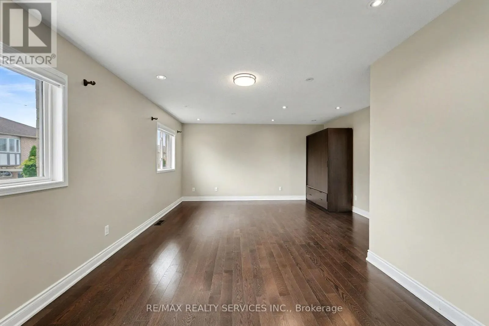 MAIN - 1032 BLUEHERON BOULEVARD