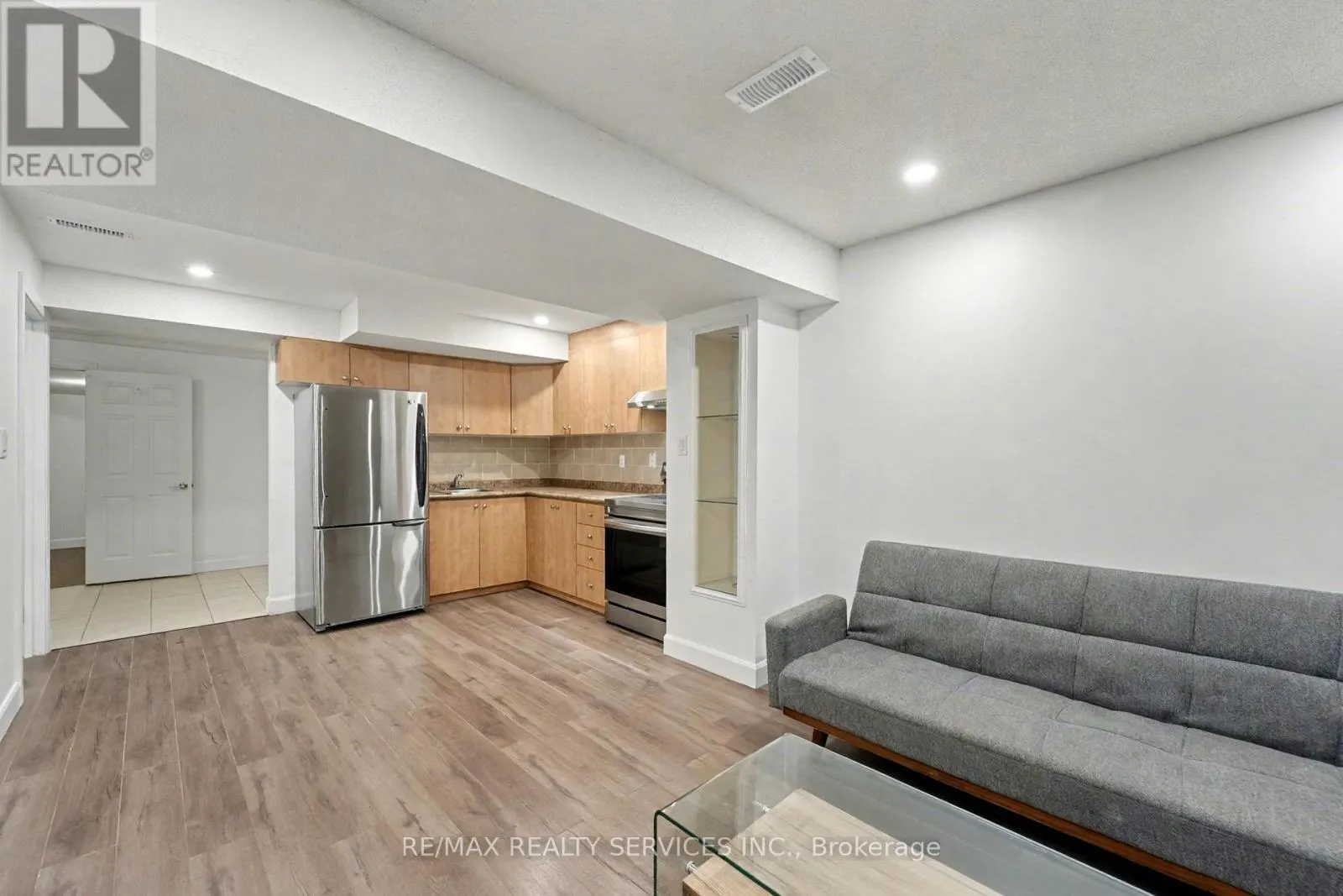 BSMT - 1032 BLUEHERON BOULEVARD