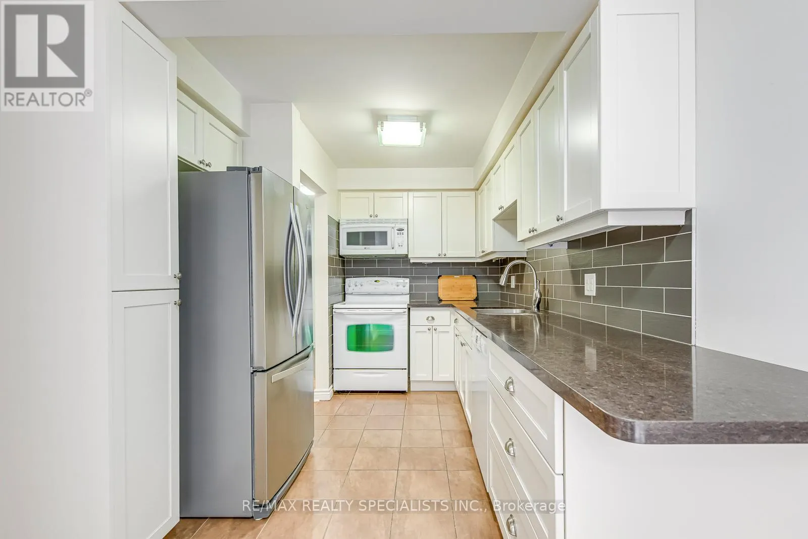 25 - 2199 BURNHAMTHORPE ROAD W