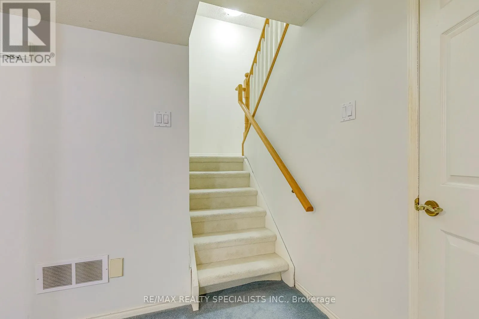 25 - 2199 BURNHAMTHORPE ROAD W