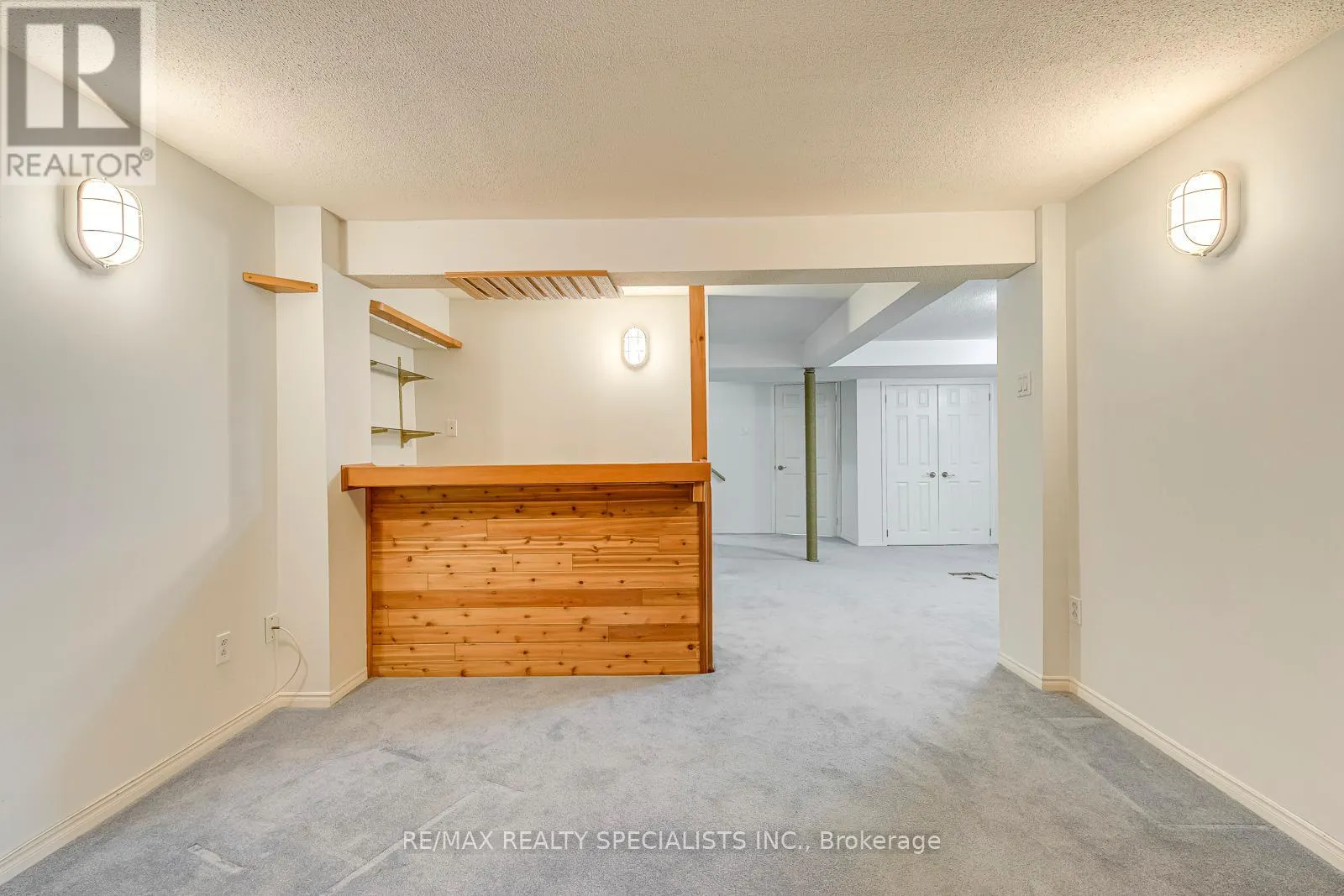 25 - 2199 BURNHAMTHORPE ROAD W