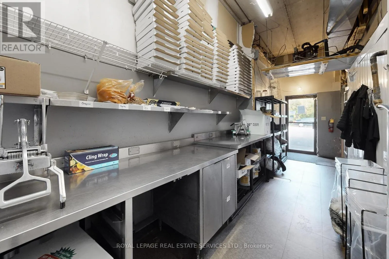 17 COMMERCIAL STREET