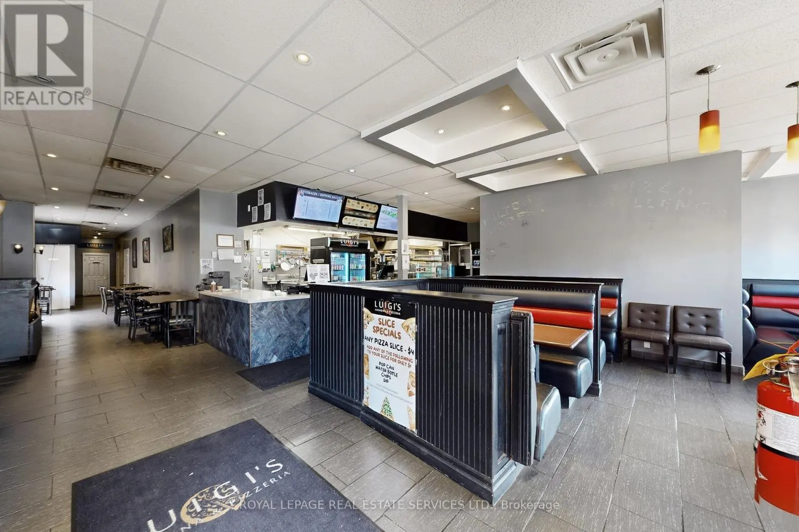 17 COMMERCIAL STREET