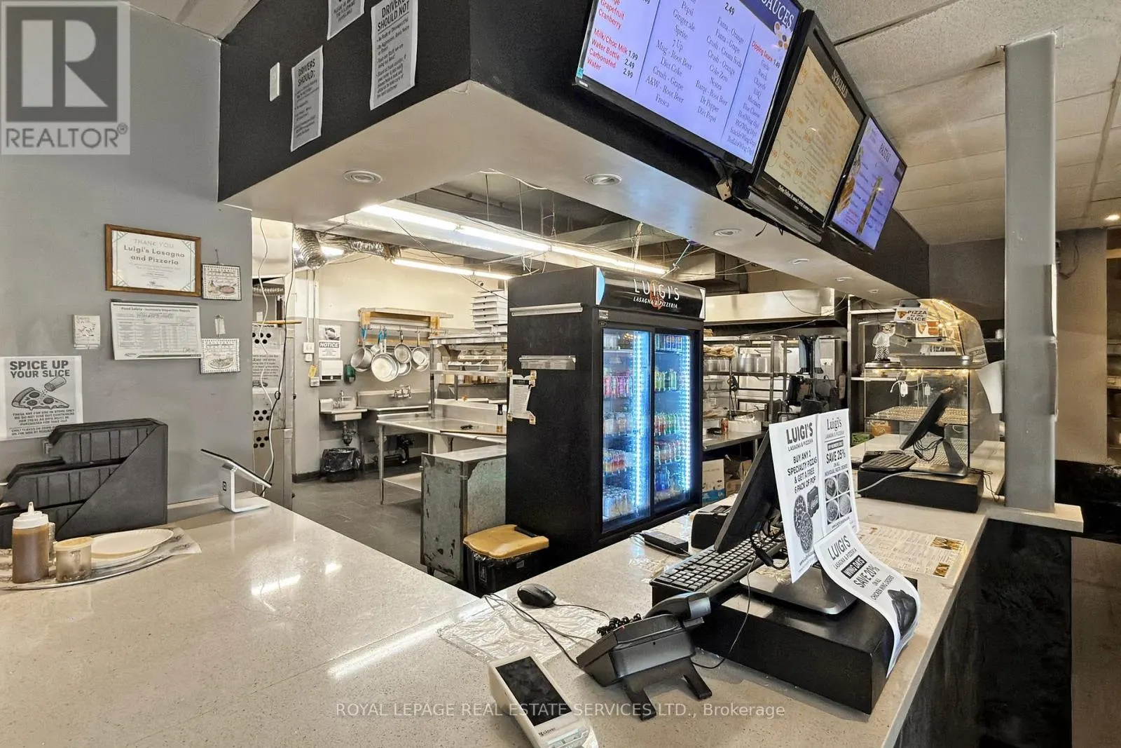 17 COMMERCIAL STREET