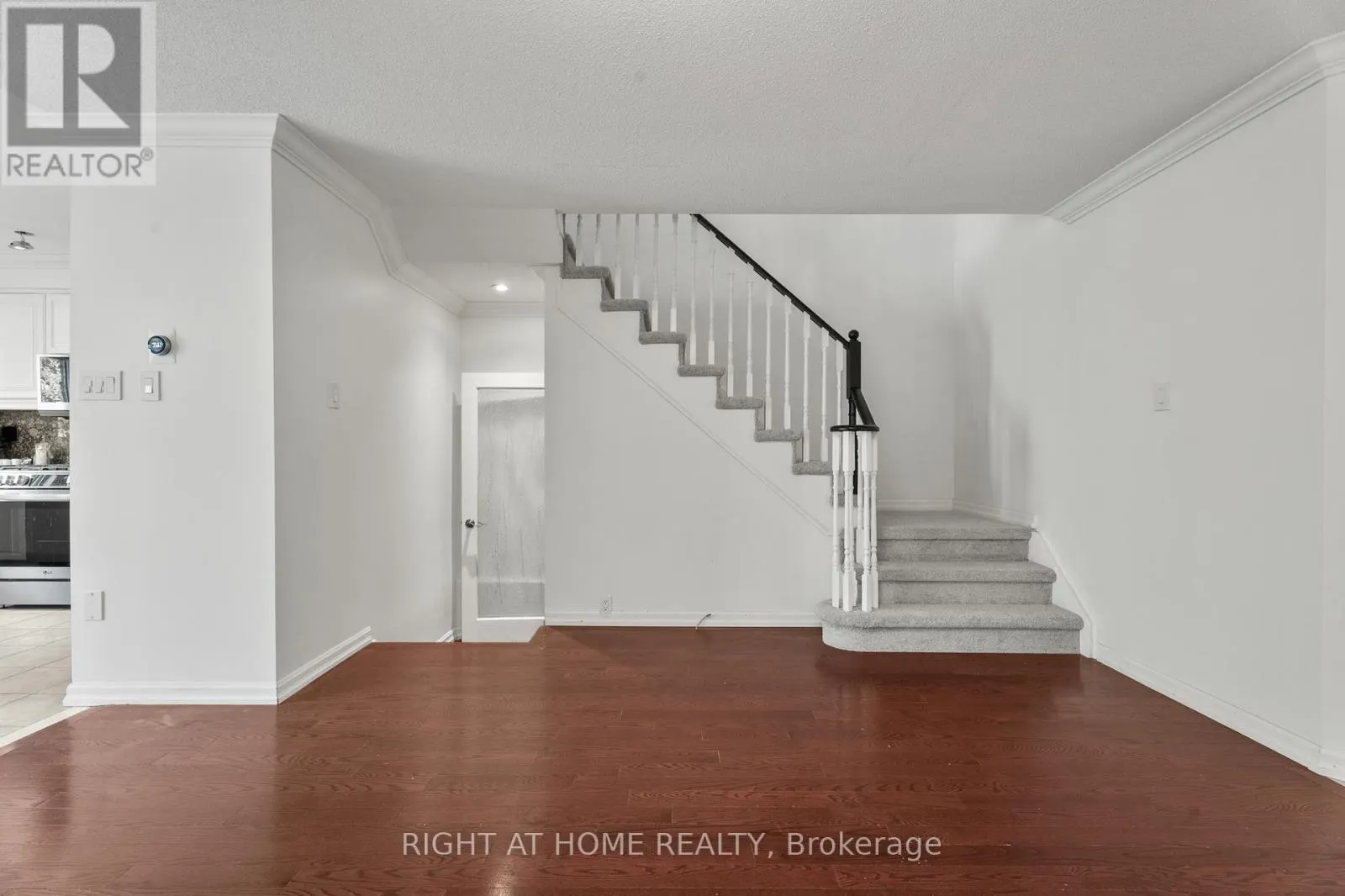 5114 FALCONCREST DRIVE