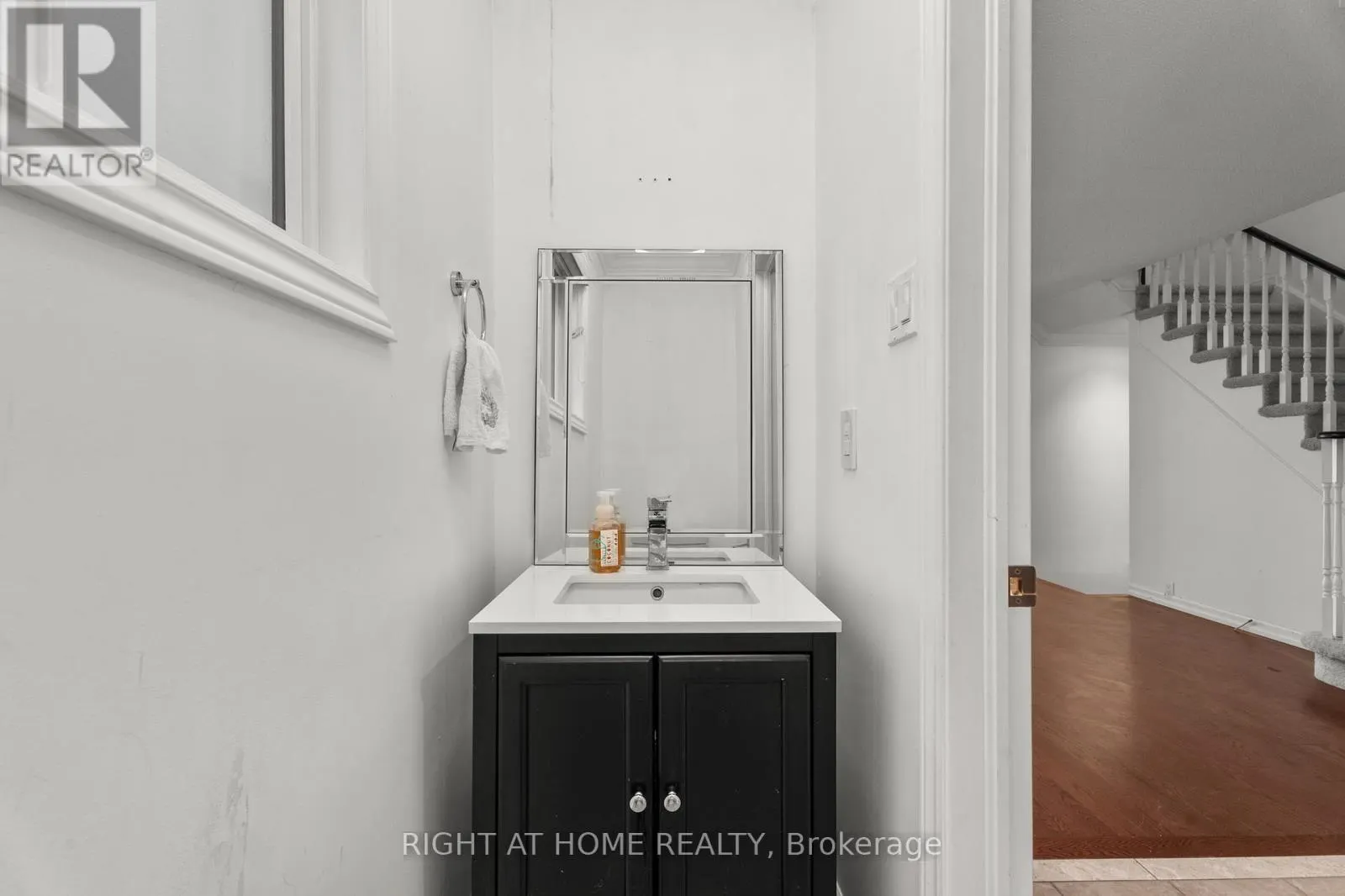 5114 FALCONCREST DRIVE