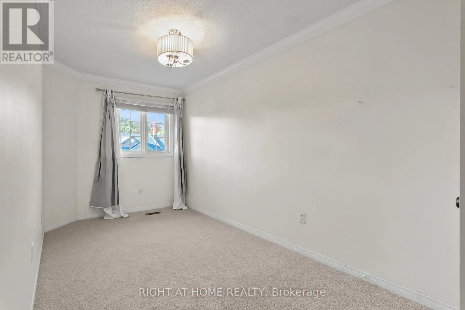 5114 FALCONCREST DRIVE