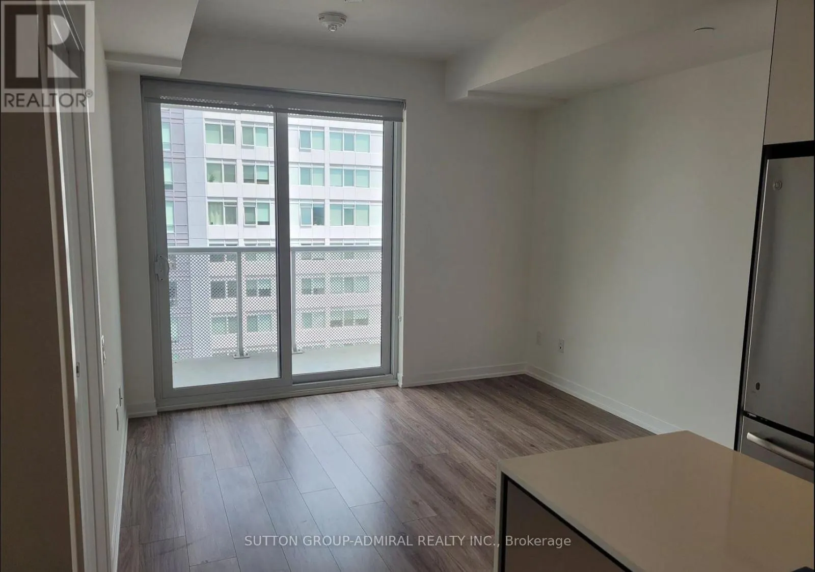 1307 - 4065 CONFEDERATION PARKWAY