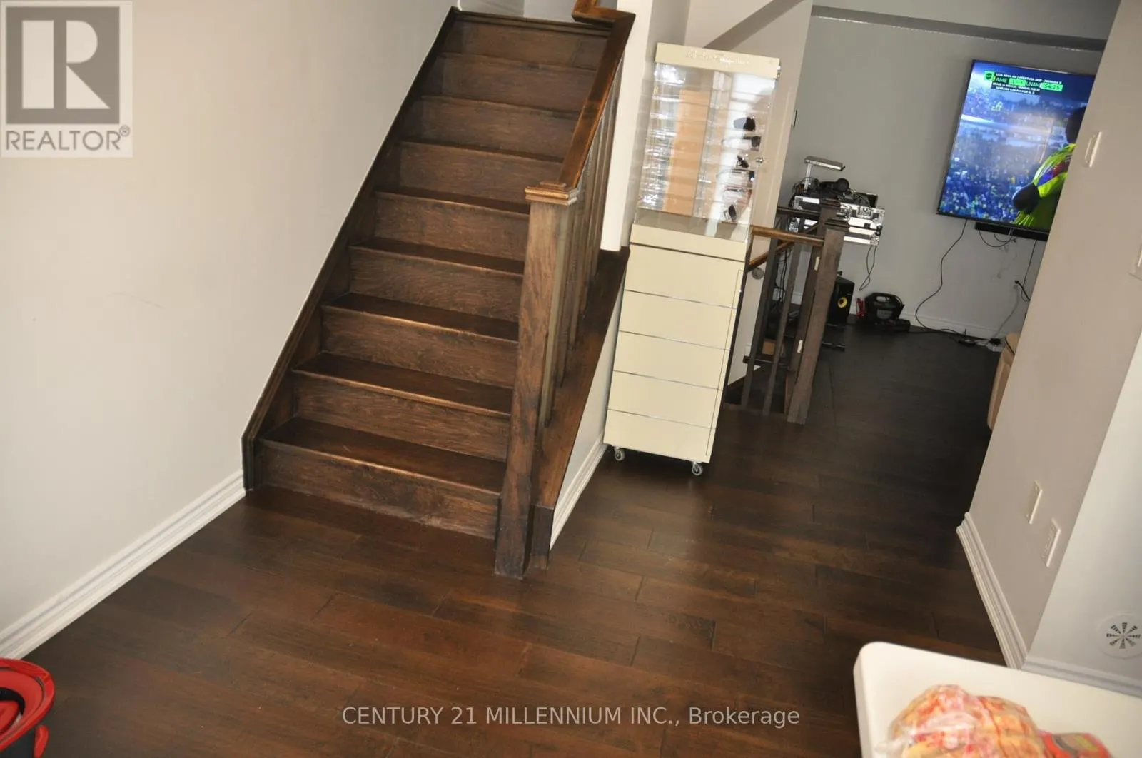 26 - 84 BAYCLIFFE CRESCENT